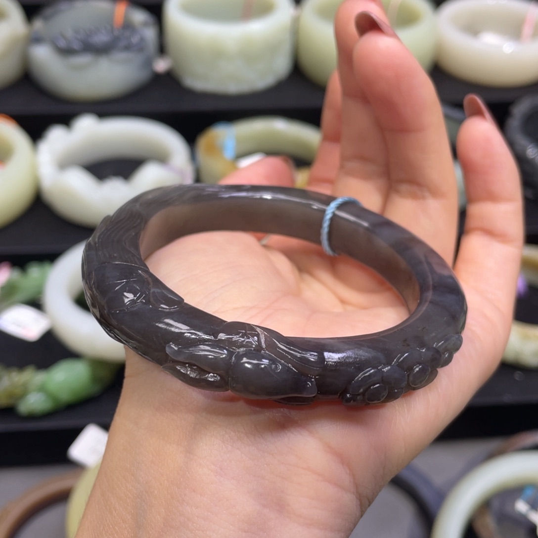 和田玉手镯未镶嵌85