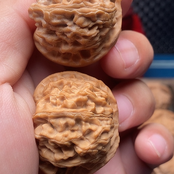 文玩核桃把件苹果园