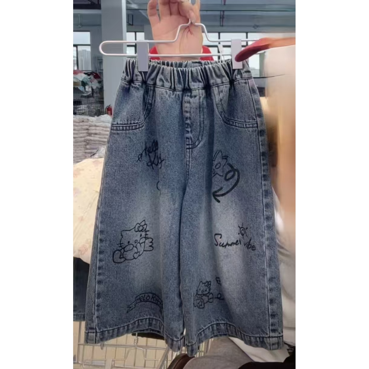 小丸子  55028女童2025新款卡通短袖印花上衣阔腿牛仔裤个性时尚