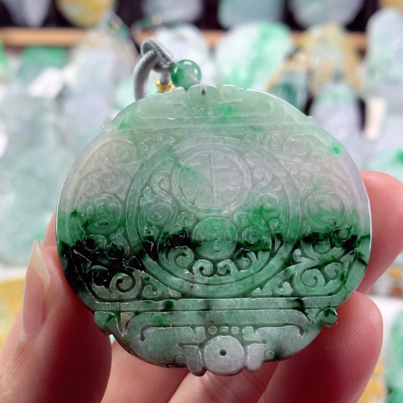 【闪购商品】翡翠吊坠(不含链)未镶嵌