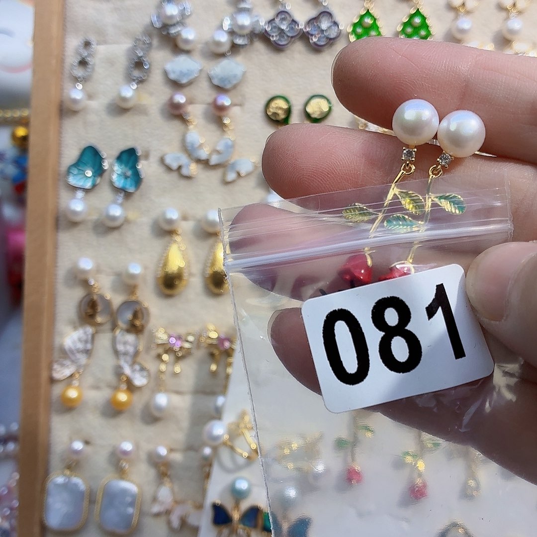 M***️耳饰合金淡水珍珠