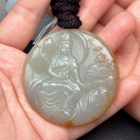 和田玉挂件未镶嵌好*