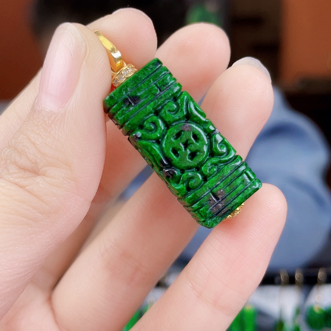 翡翠未镶嵌耳饰饰品