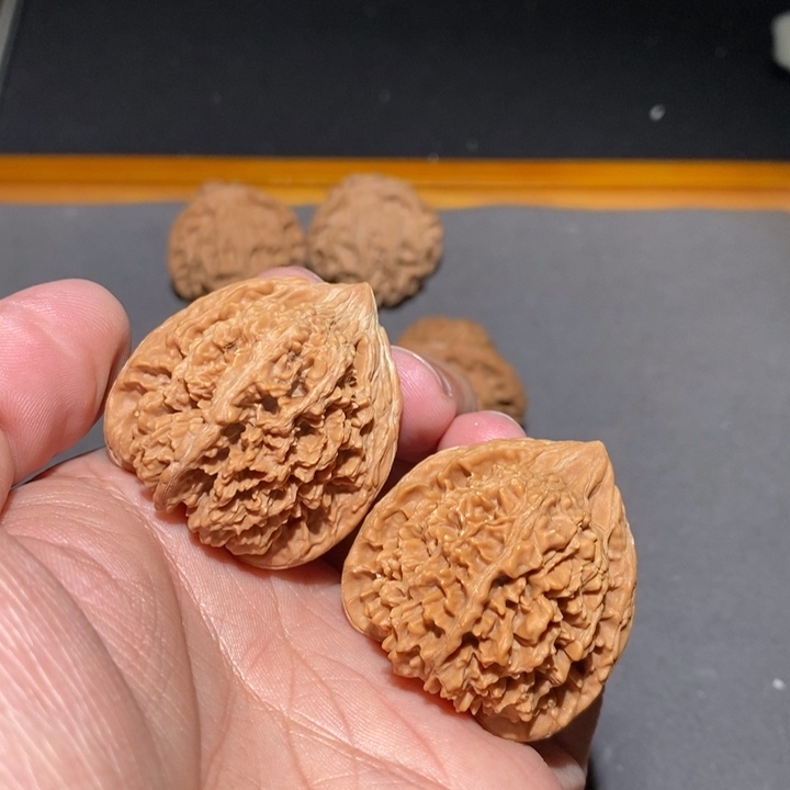 文玩核桃吊坠38满天星