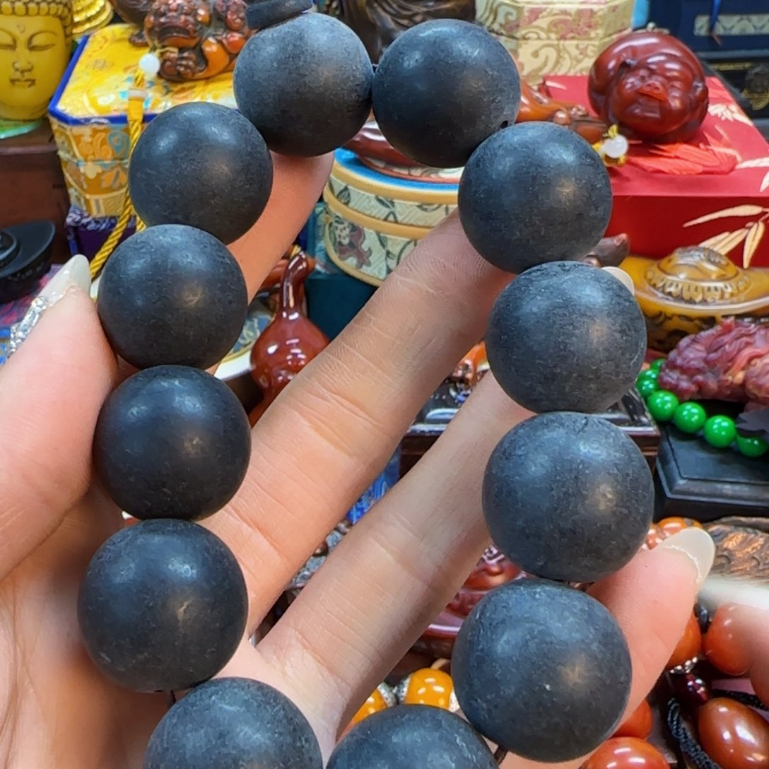 蜜蜡裸石未镶嵌卓玛推荐