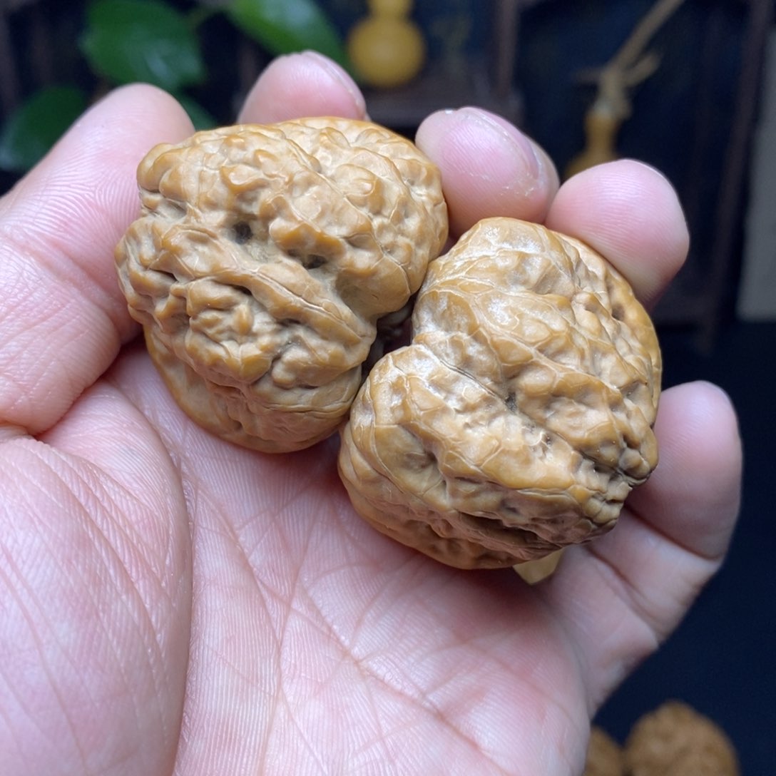 文玩核桃吊坠42蛤蟆头