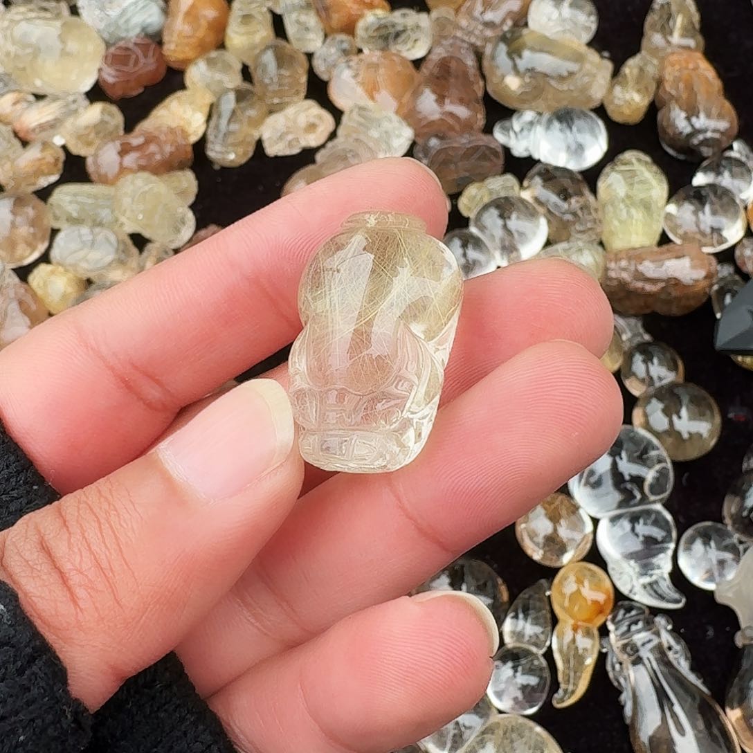 水晶金发晶貔貅未镶嵌启*