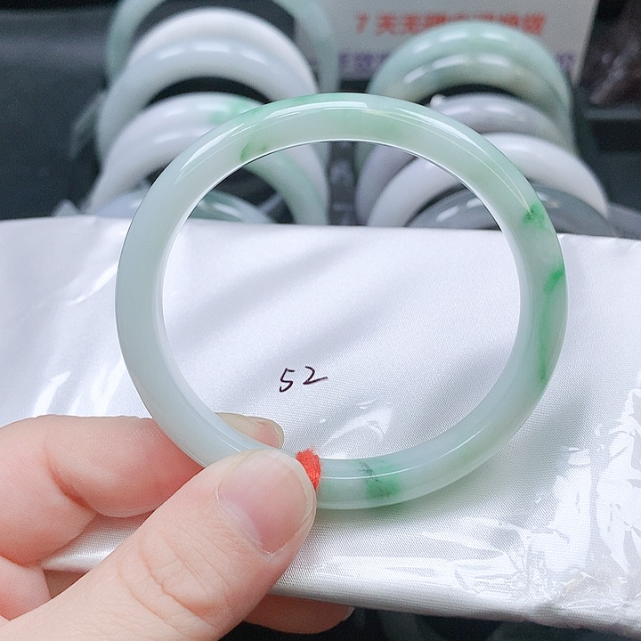 翡翠未镶嵌手镯230