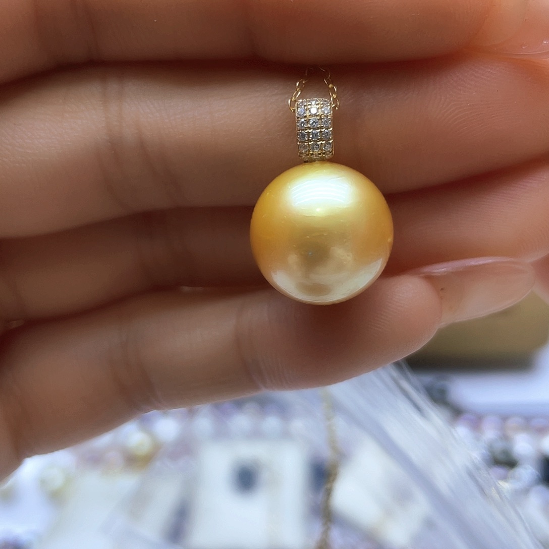 海水珍珠颈饰18K金镶嵌