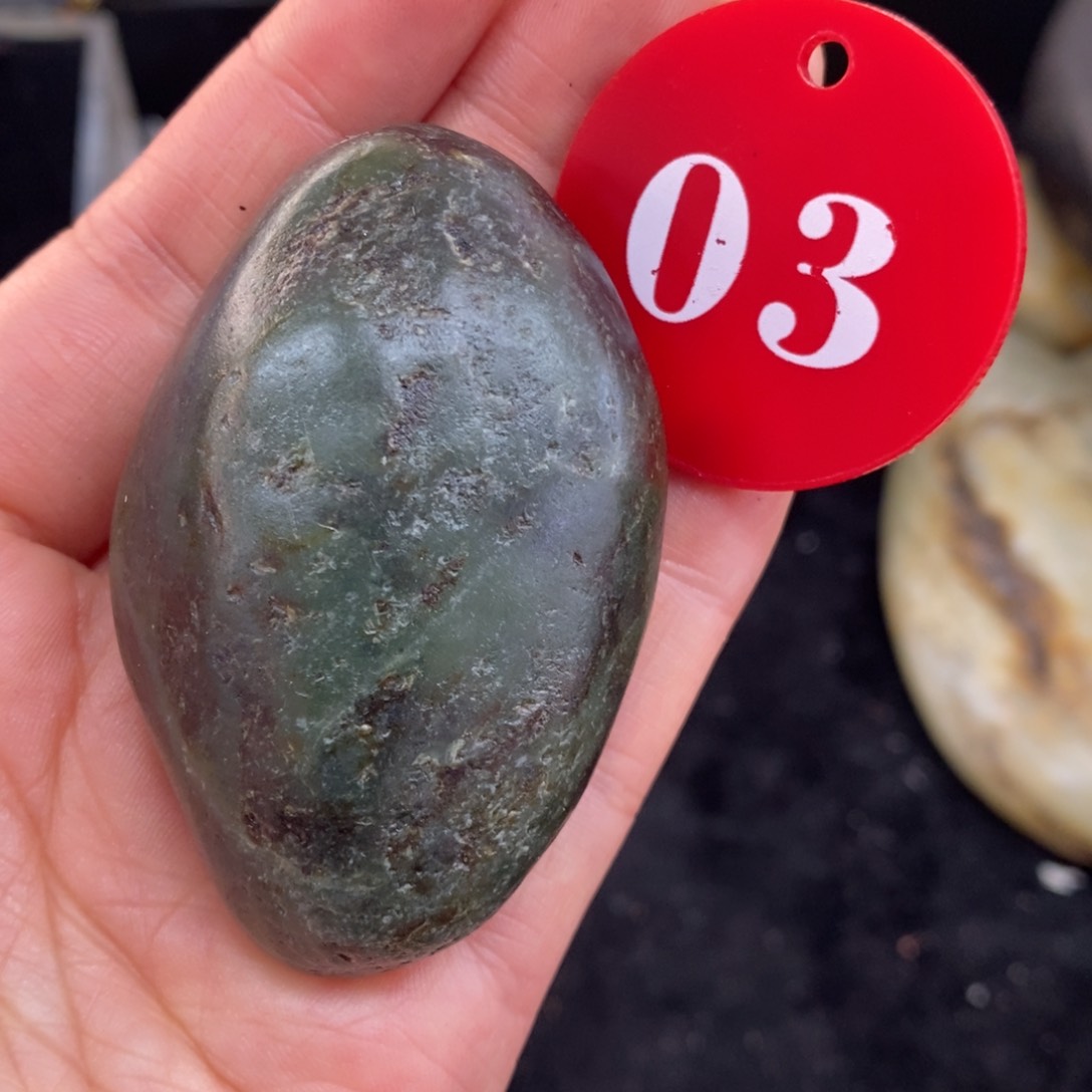 未镶嵌和田玉挂件