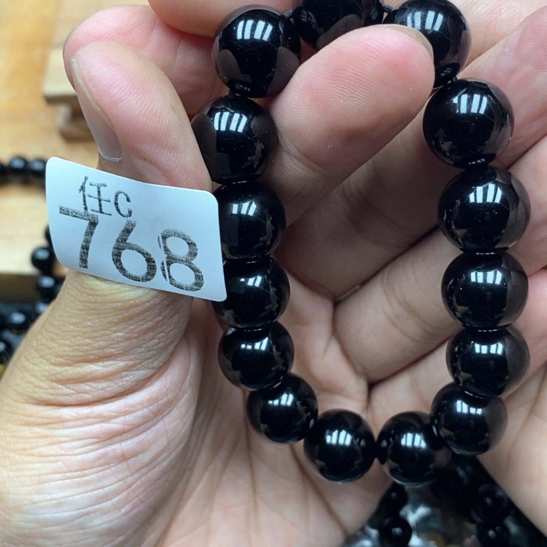 未镶嵌水晶大型摆件（非配饰）