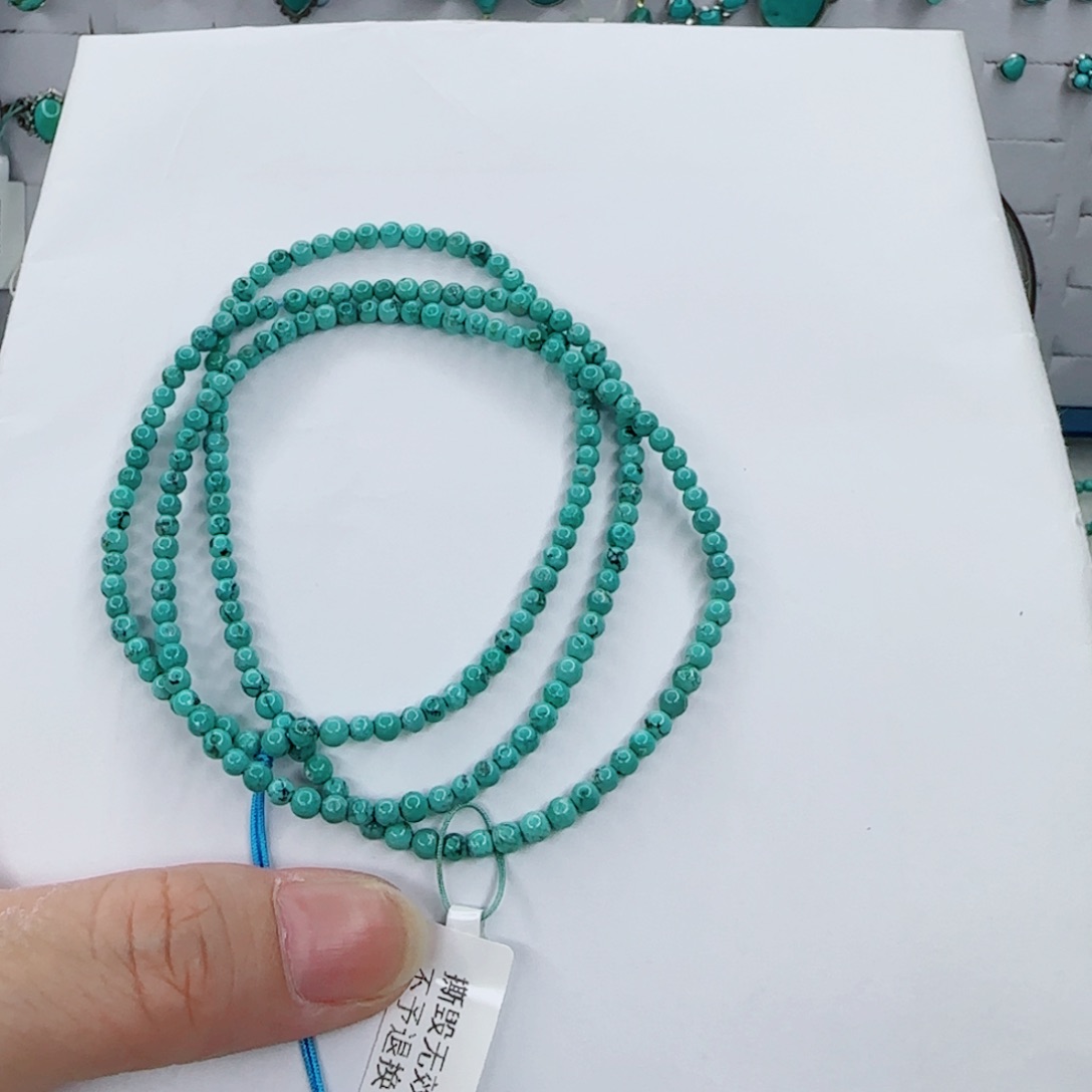 绿松石未镶嵌颈饰