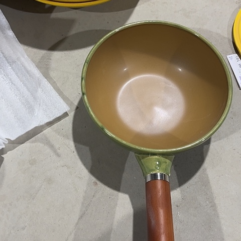 微瑕，明火，口径24，高9黑点