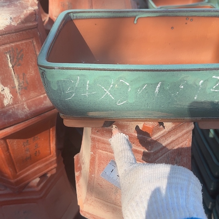  猜猜我的手为什么不小心踩破皮