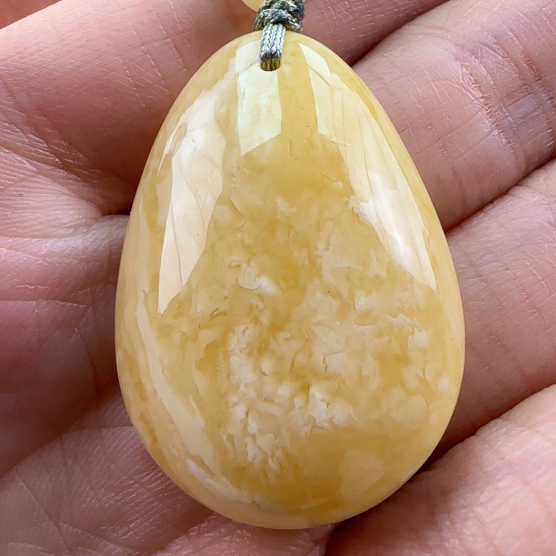 琥珀裸石未镶嵌蜜蜡