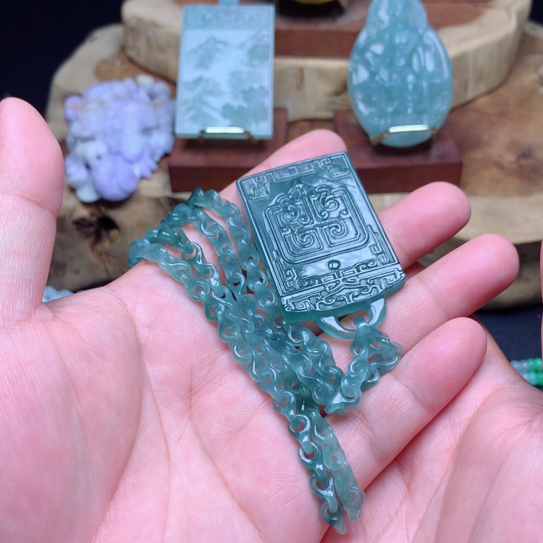 健***秒定制翡翠未镶嵌翡翠