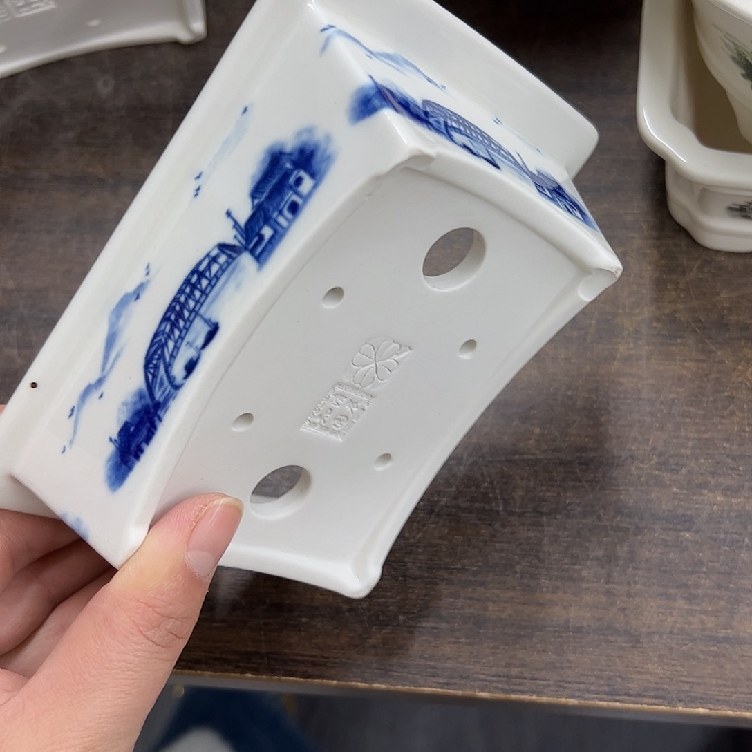 紫砂花盆351号瑕疵15/11/4.5cm底脚磕碰介意勿拍