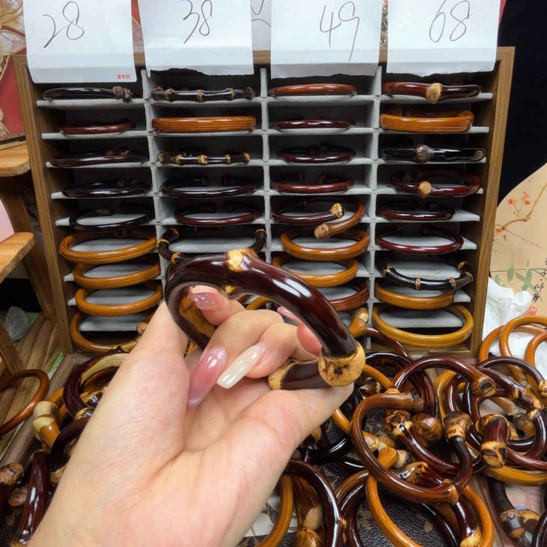 用***6木质非金属藤镯子