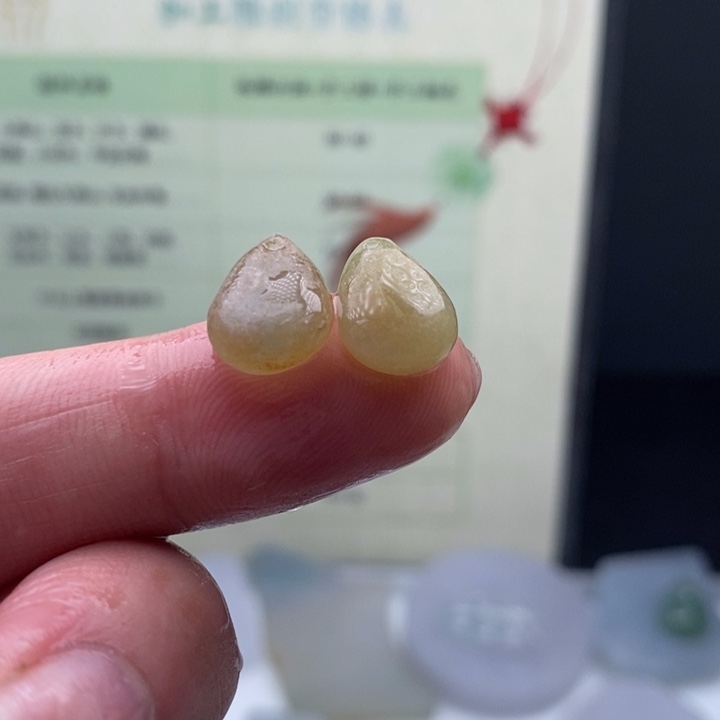 颈饰未镶嵌翡翠缅甸翡翠A货边角