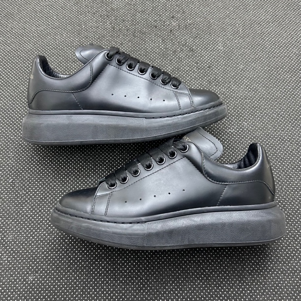 95新 Alexander McQueen/亚历山大·麦昆 39.5码 25cm 黑色 