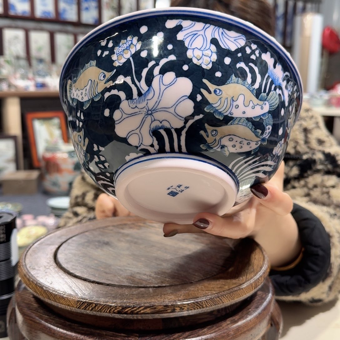 摆件瓷/////景德镇陶瓷瓷器。