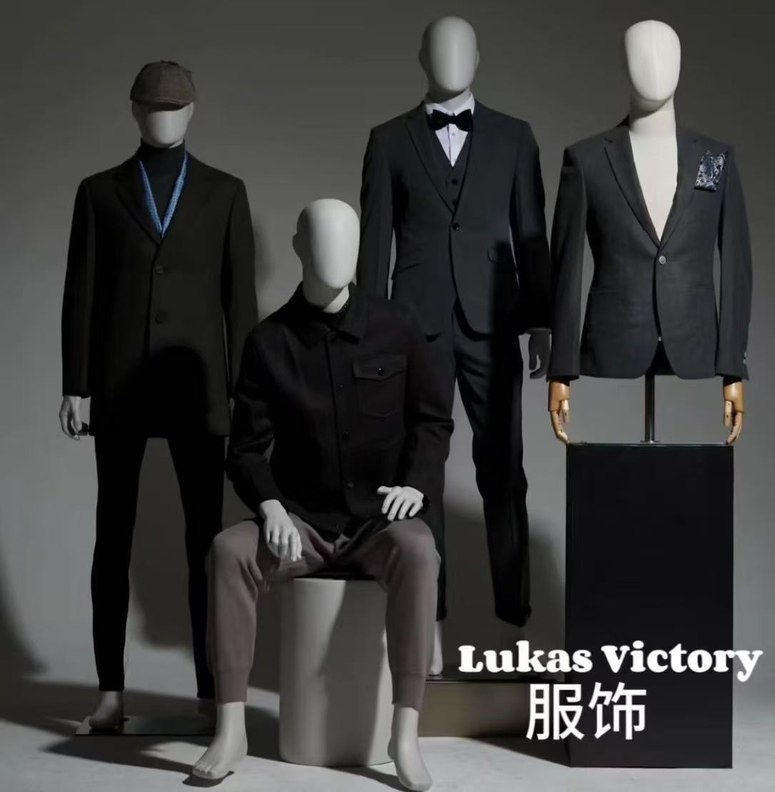 2025年冬季新款黑武士羽绒服奢潮百搭一线潮流外套s8308.