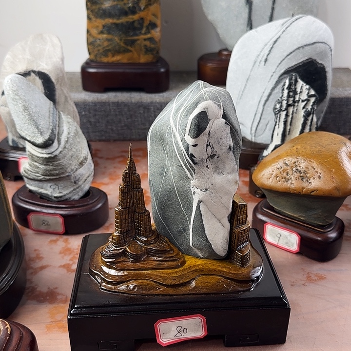 胡***子您好今天有安排么丶我们到太原见