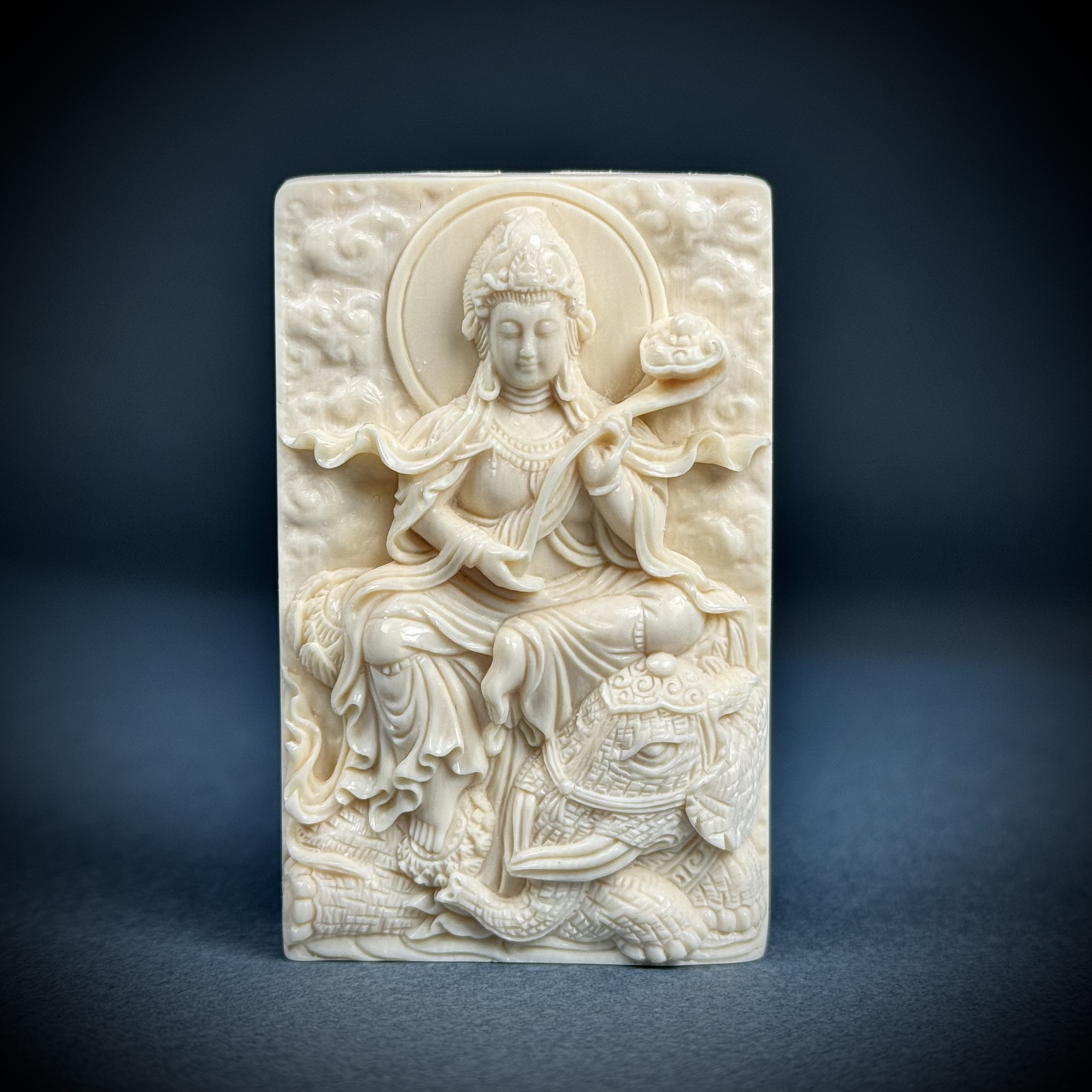 H27-78天然猛犸牙 普贤菩萨雕刻牌39.5*62*19mm一物一图假一罚十