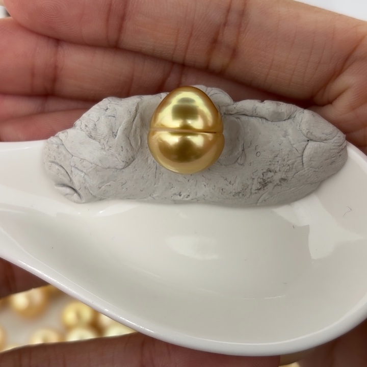 定制海水珍珠未镶嵌裸珠13.9葫芦型金珠一颗