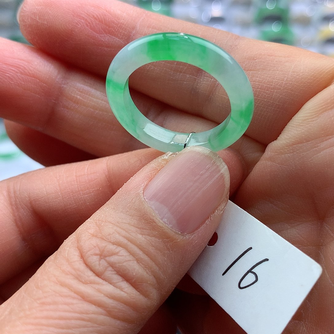 翡翠戒指未镶嵌16号