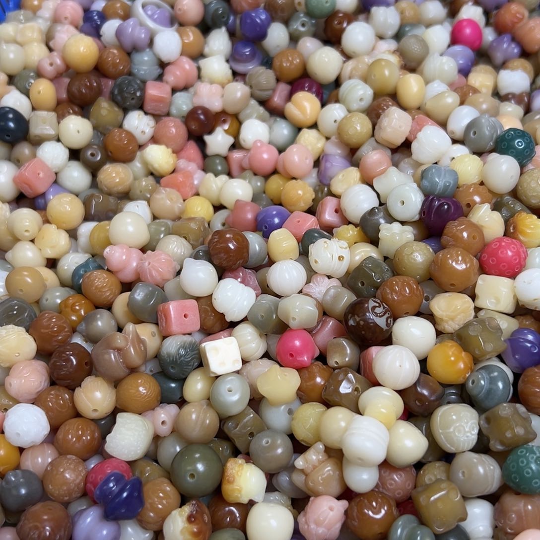 菩提根/象牙果吊坠卡12雕刻件20颗卡牌➕5颗