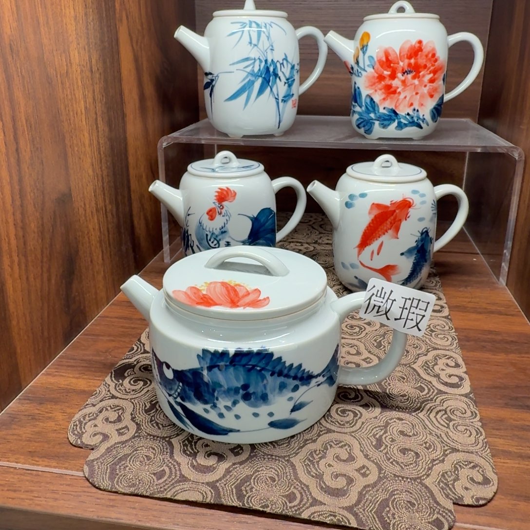 釉下手绘茶具微瑕