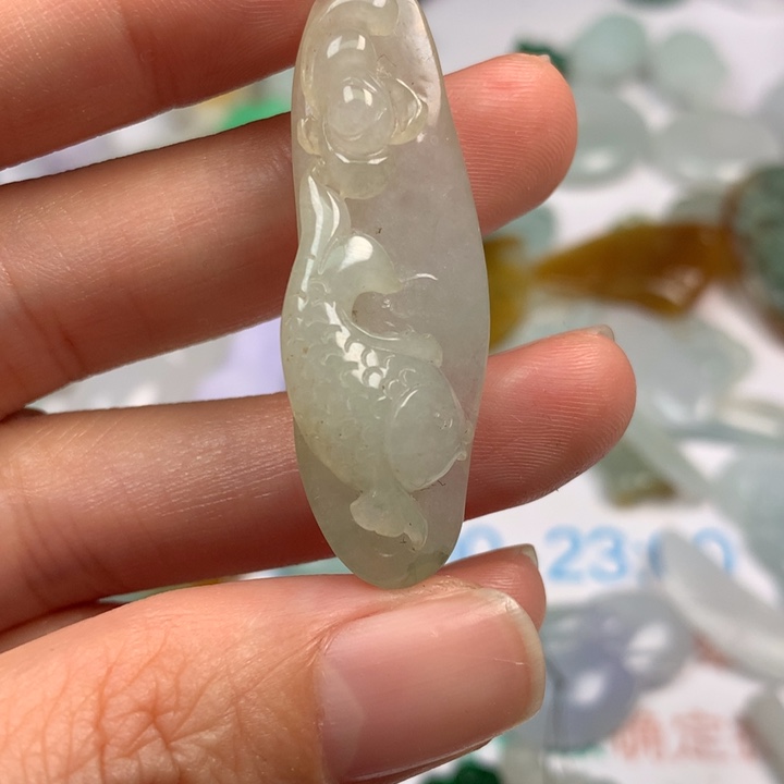 翡翠未镶嵌颈饰翡翠