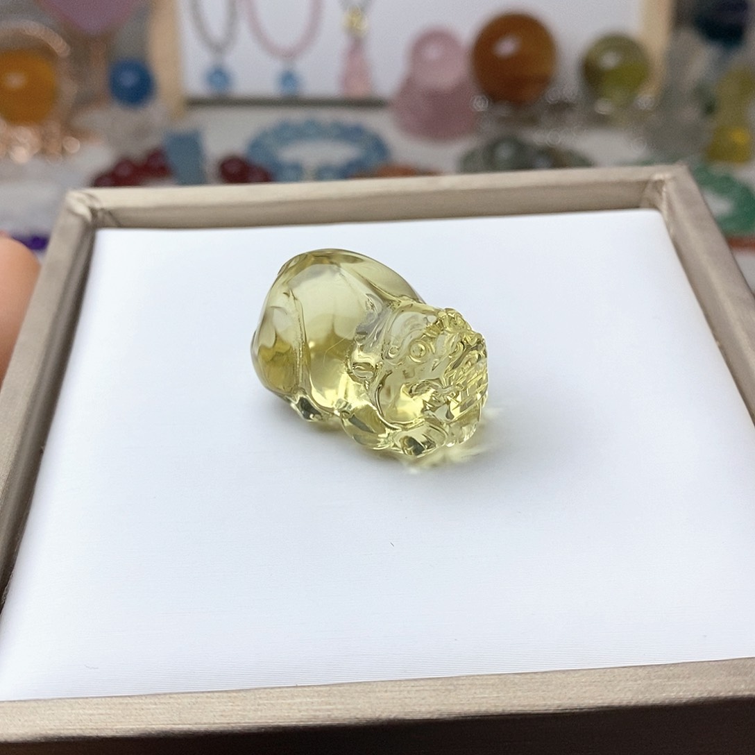 摆件未镶嵌水晶吊坠