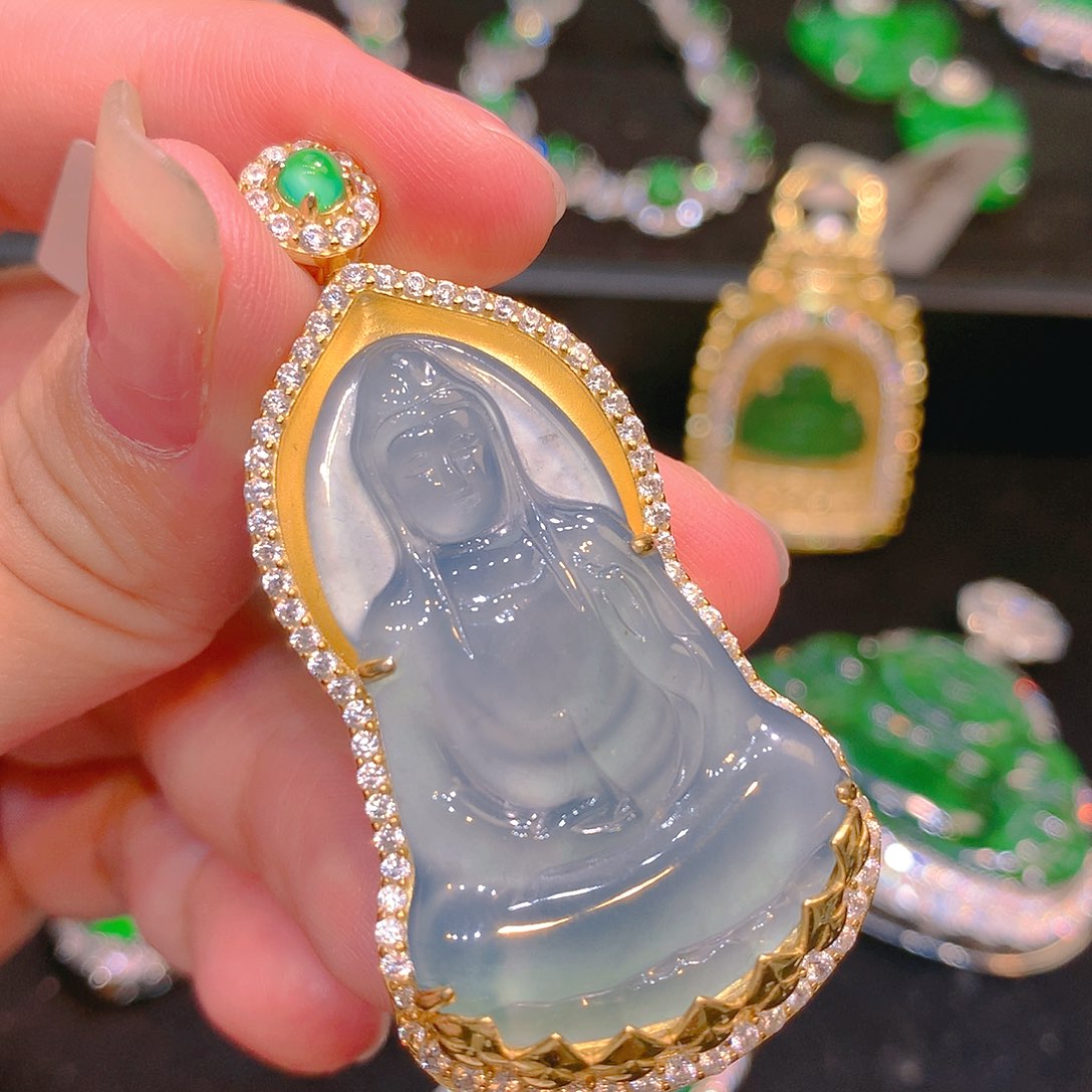 翡翠银S925镶嵌颈饰翡翠