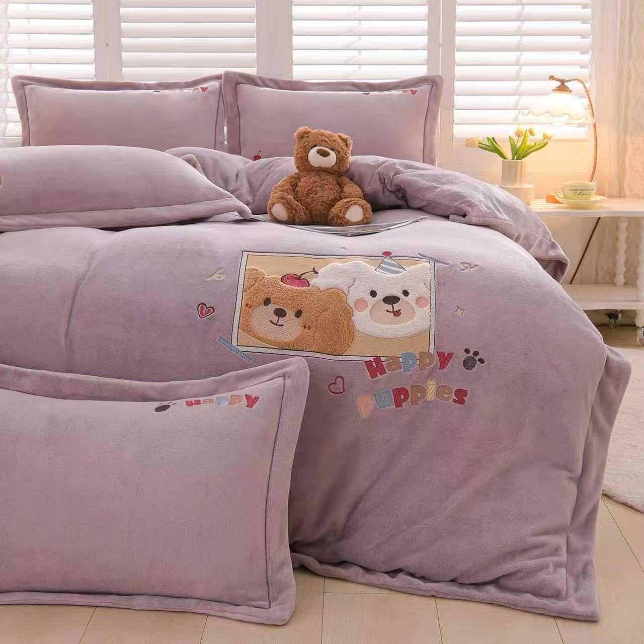 可爱联盟系列小熊贴布绣牛奶绒四件套-紫