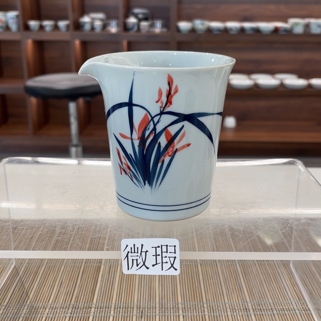 釉下手绘茶具微瑕