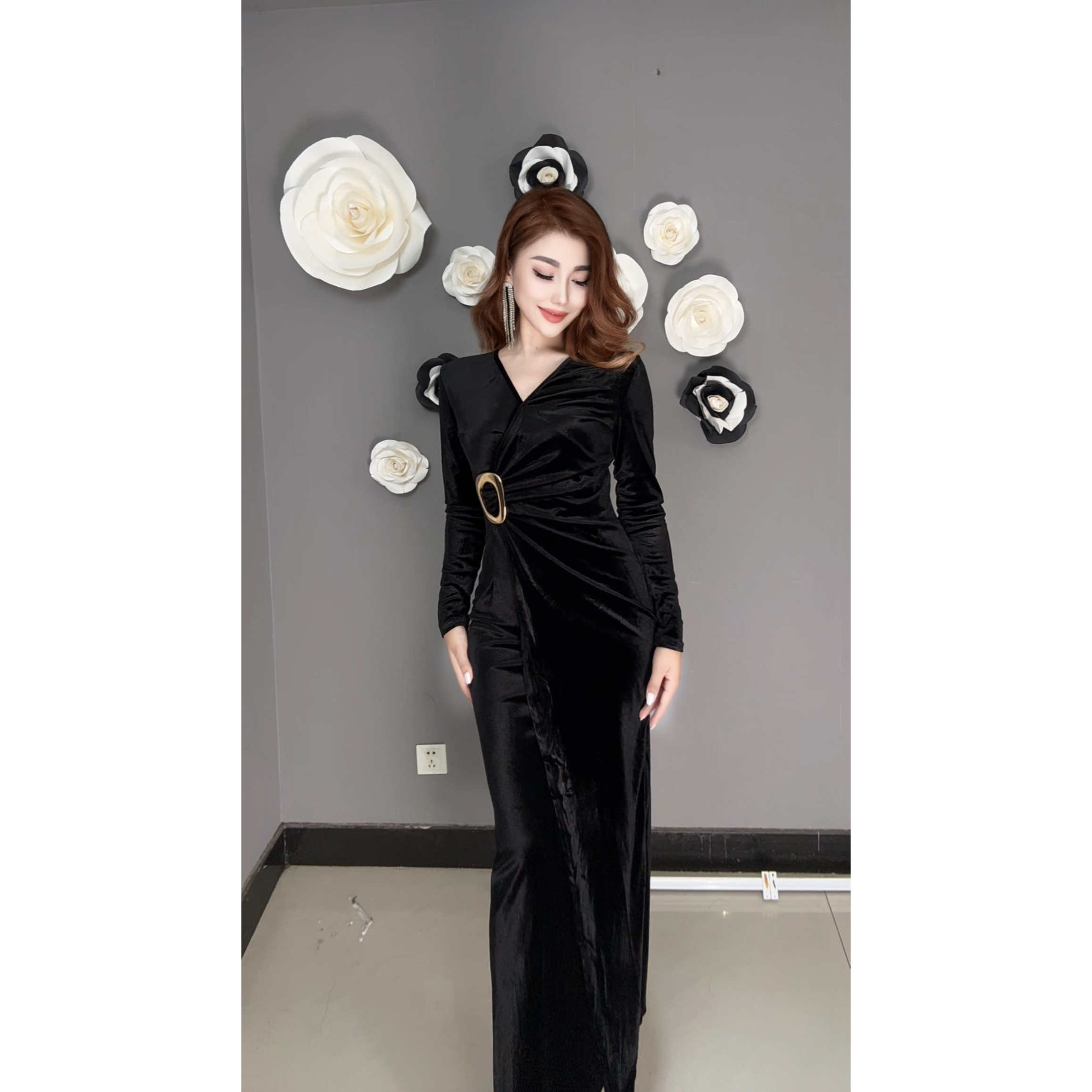 5819【古丽店铺包邮】新款高级简约气质款丝绒女装连衣裙