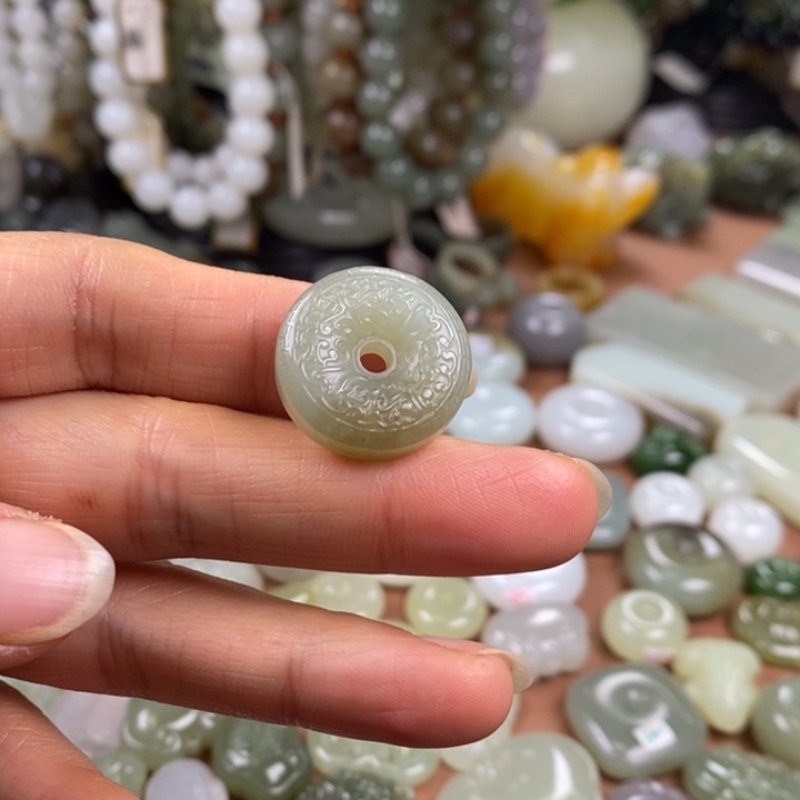 和田玉（糖玉）未镶嵌手链