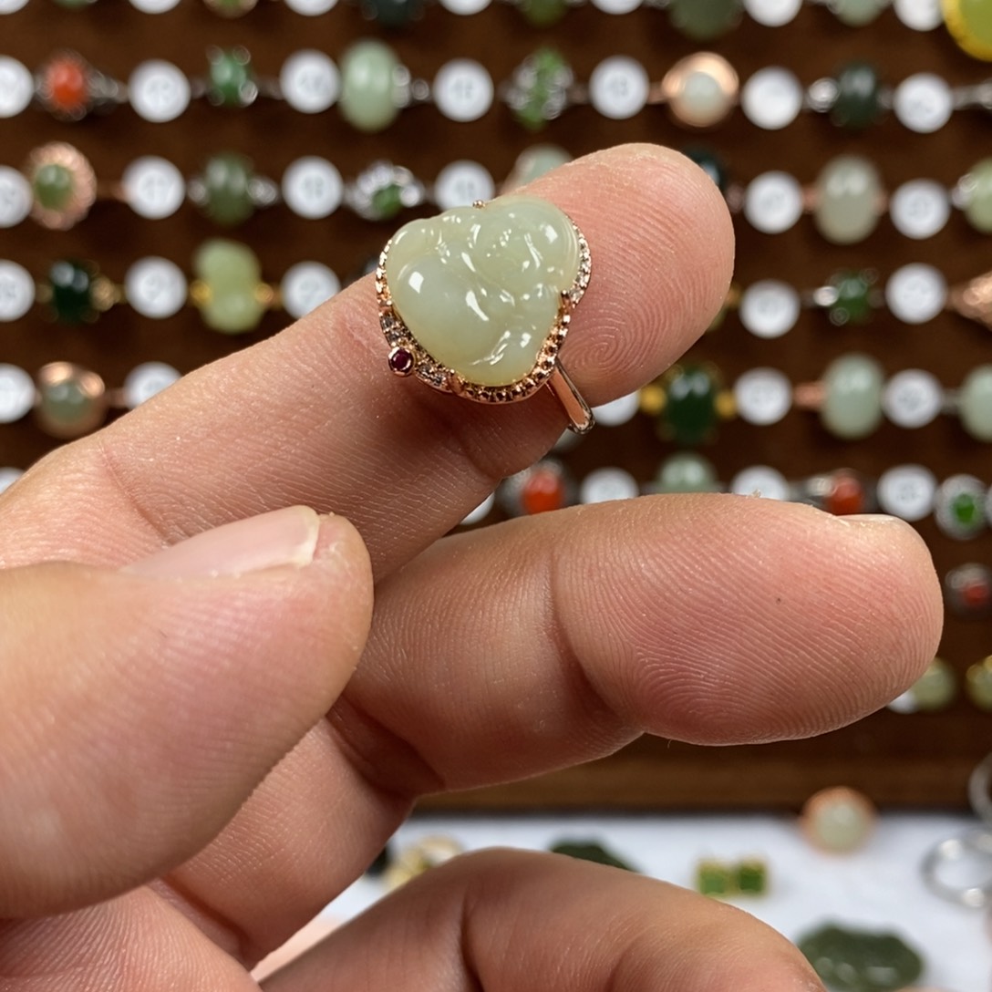 和田玉（青玉）戒指未镶嵌