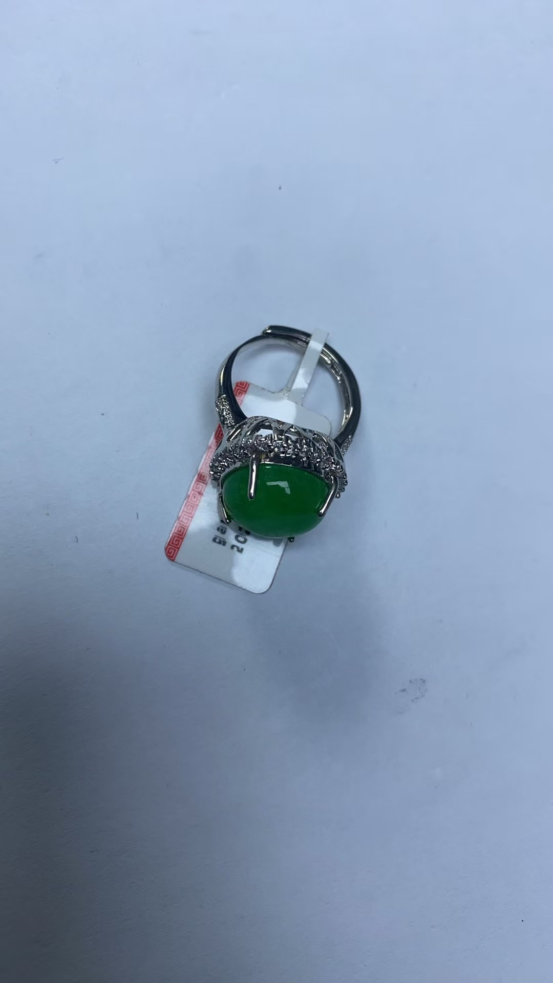 YY37【邂逅翡翠高冰吊坠，冰透绿意，开启浪漫时光】