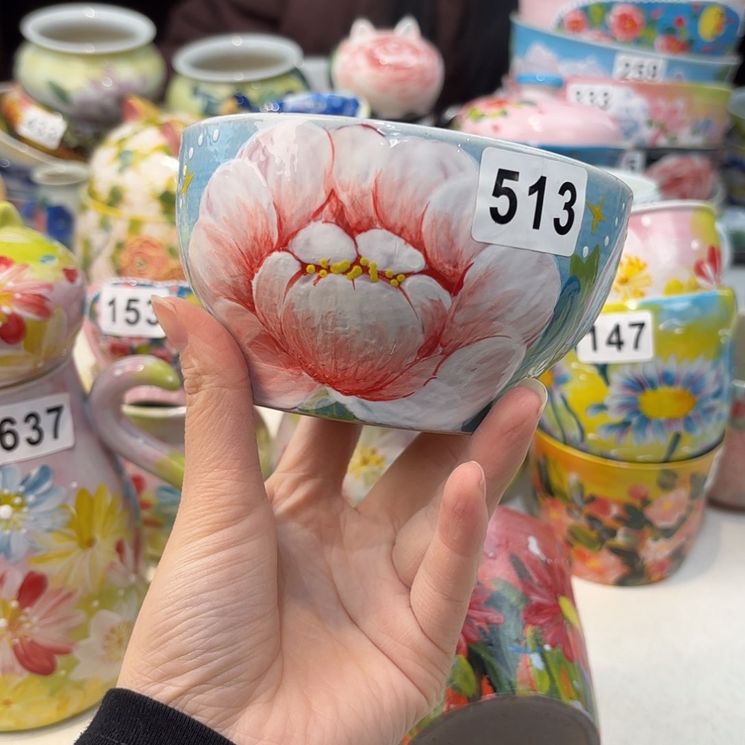 瓷片兔兔好可爱呀打