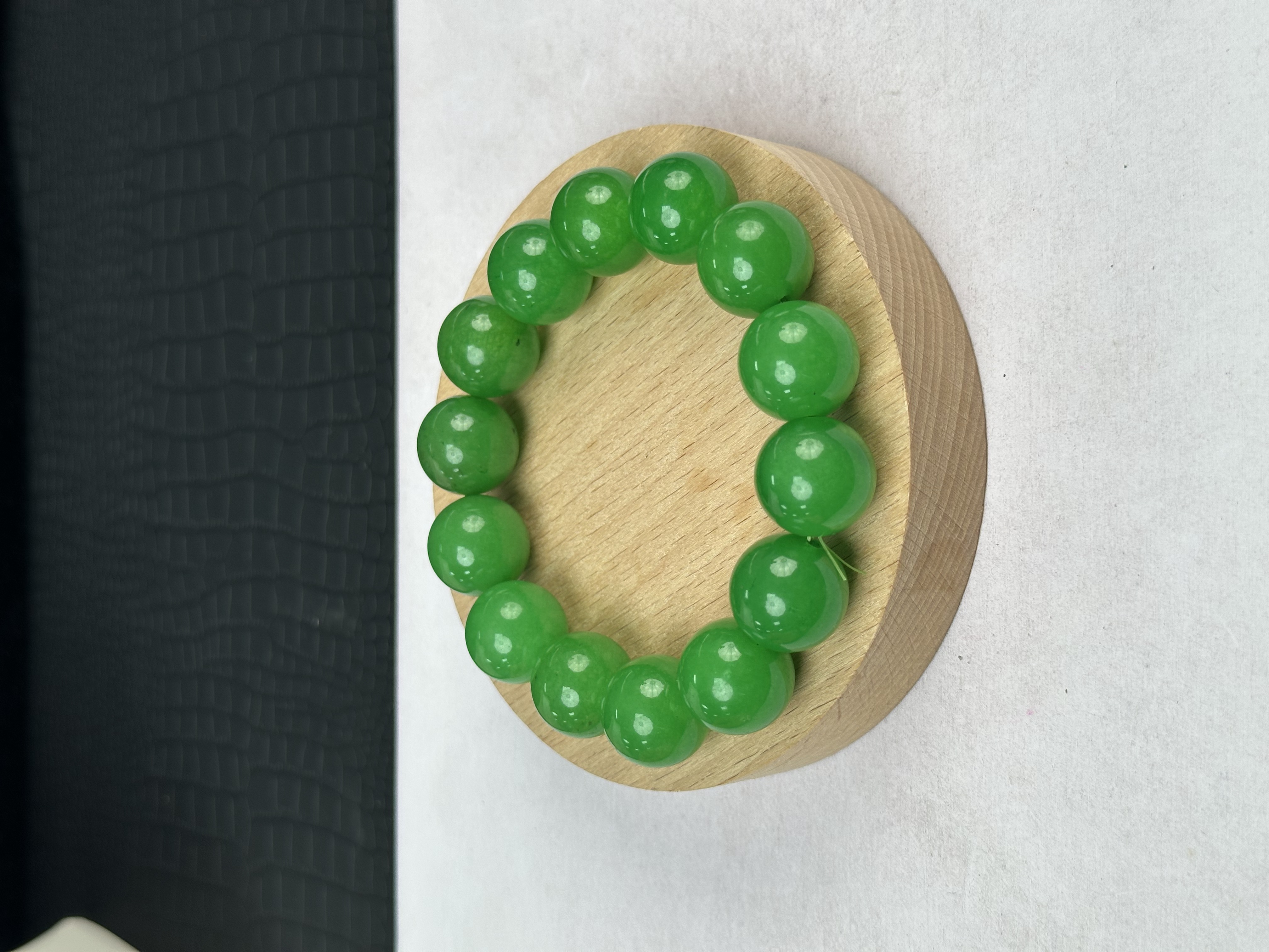 B62辣阳绿16m手串时尚百搭女款