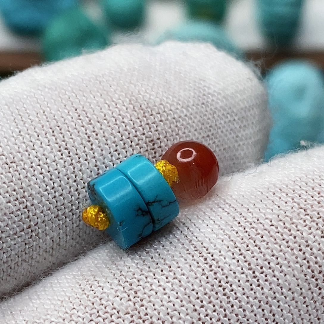 南红玛瑙未镶嵌珠宝奇石