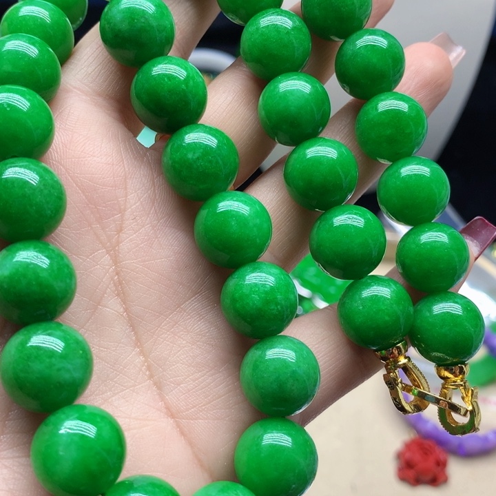 翡翠颈饰未镶嵌吊坠