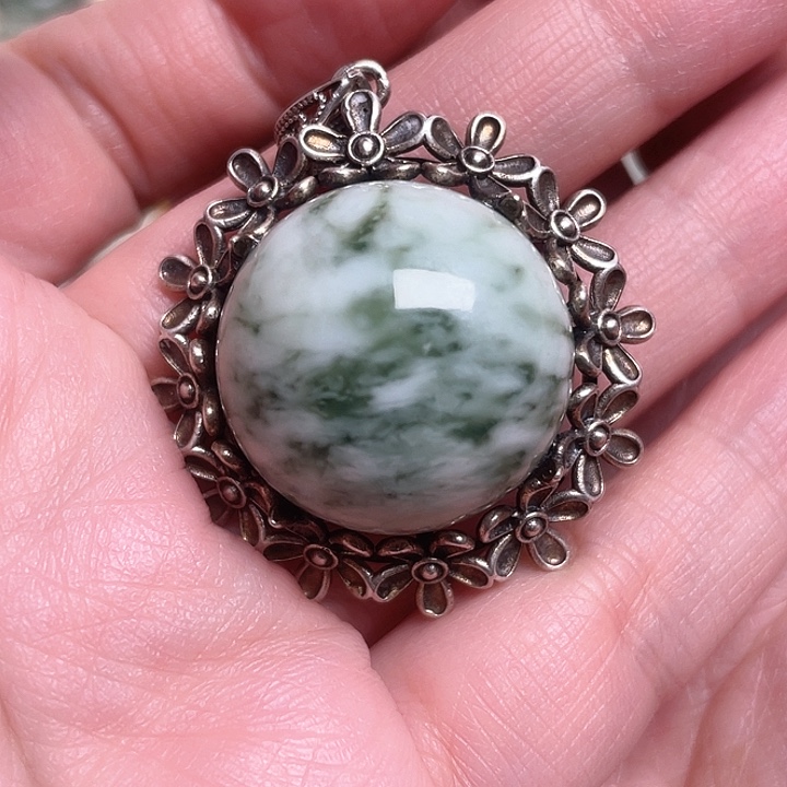 透闪石-蛇纹石玉颈饰银S925镶嵌