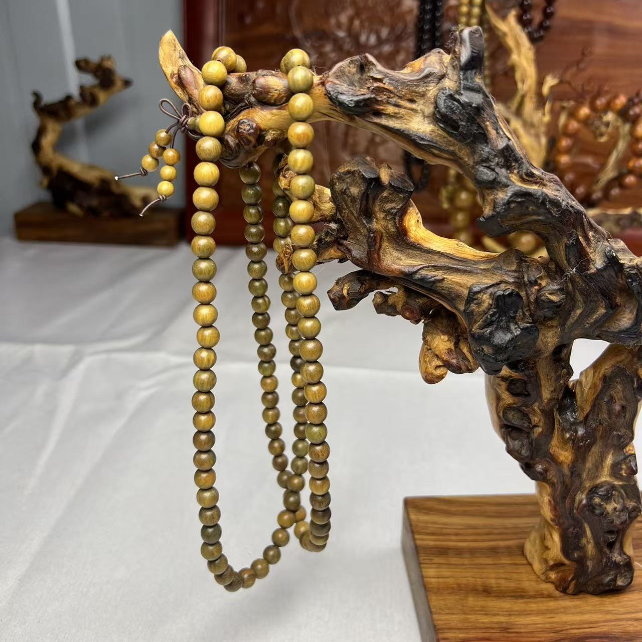 绿檀0.8手串108颗珠子