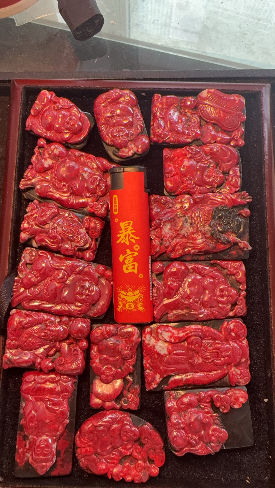 天然辰砂朱砂原矿精品雕刻半透全透低价出售