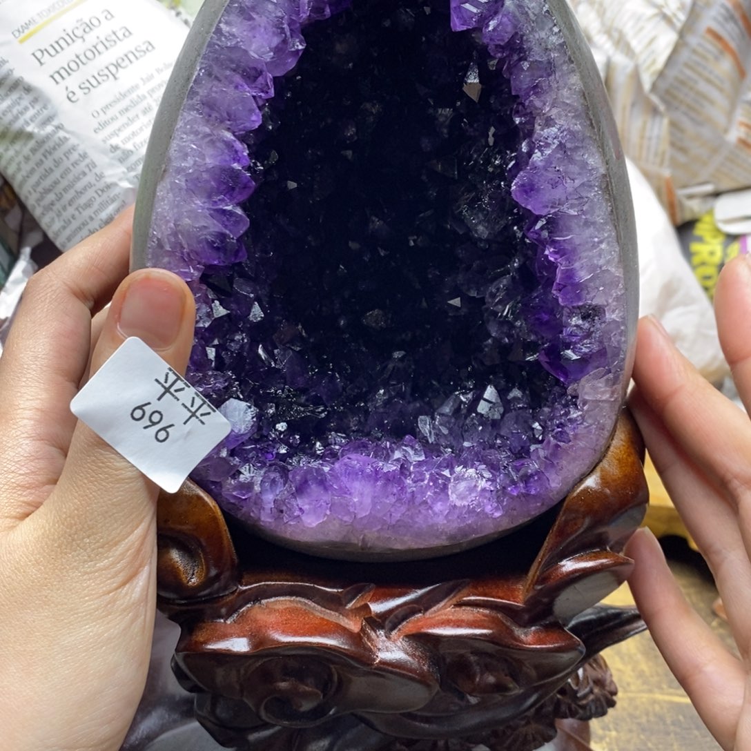 紫晶乌拉圭未镶嵌