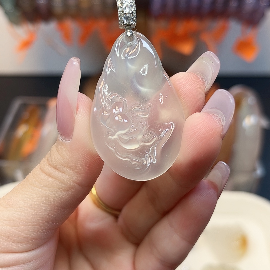 玛瑙/玉髓银S925镶嵌颈饰